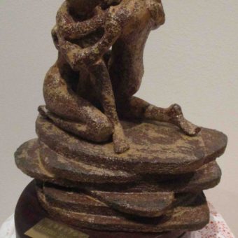 Escultura Abrazo Cristina Sánchez